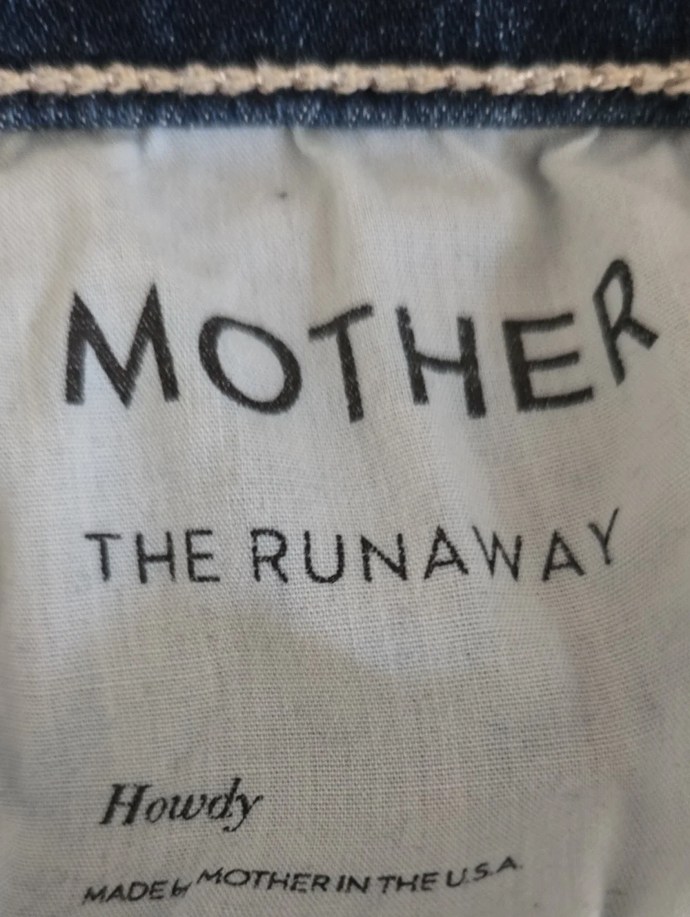 Like New ! Mother RUNAWAY Size 27